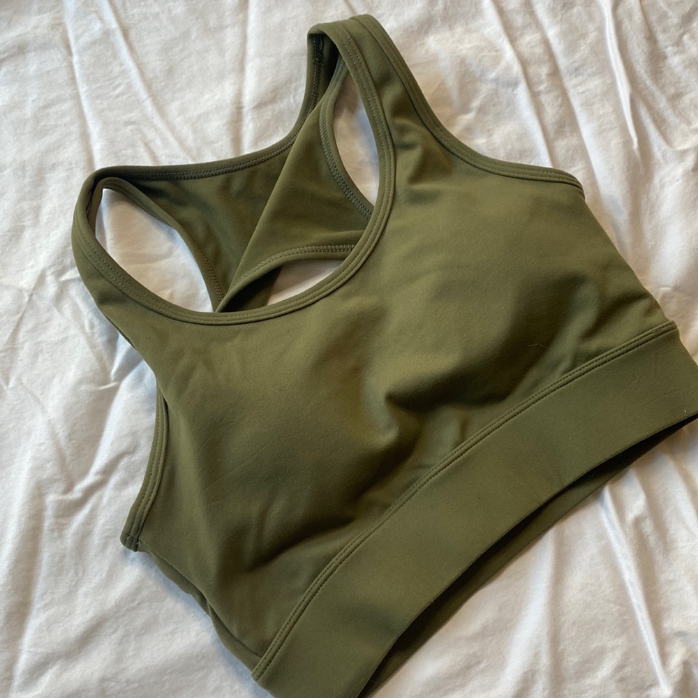 NVGTN sports bra